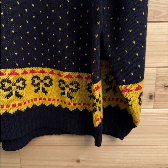 Vintage White Duck Themed Crewneck Sweater Size Medium Novelty Print Bow - Picture 10 of 13